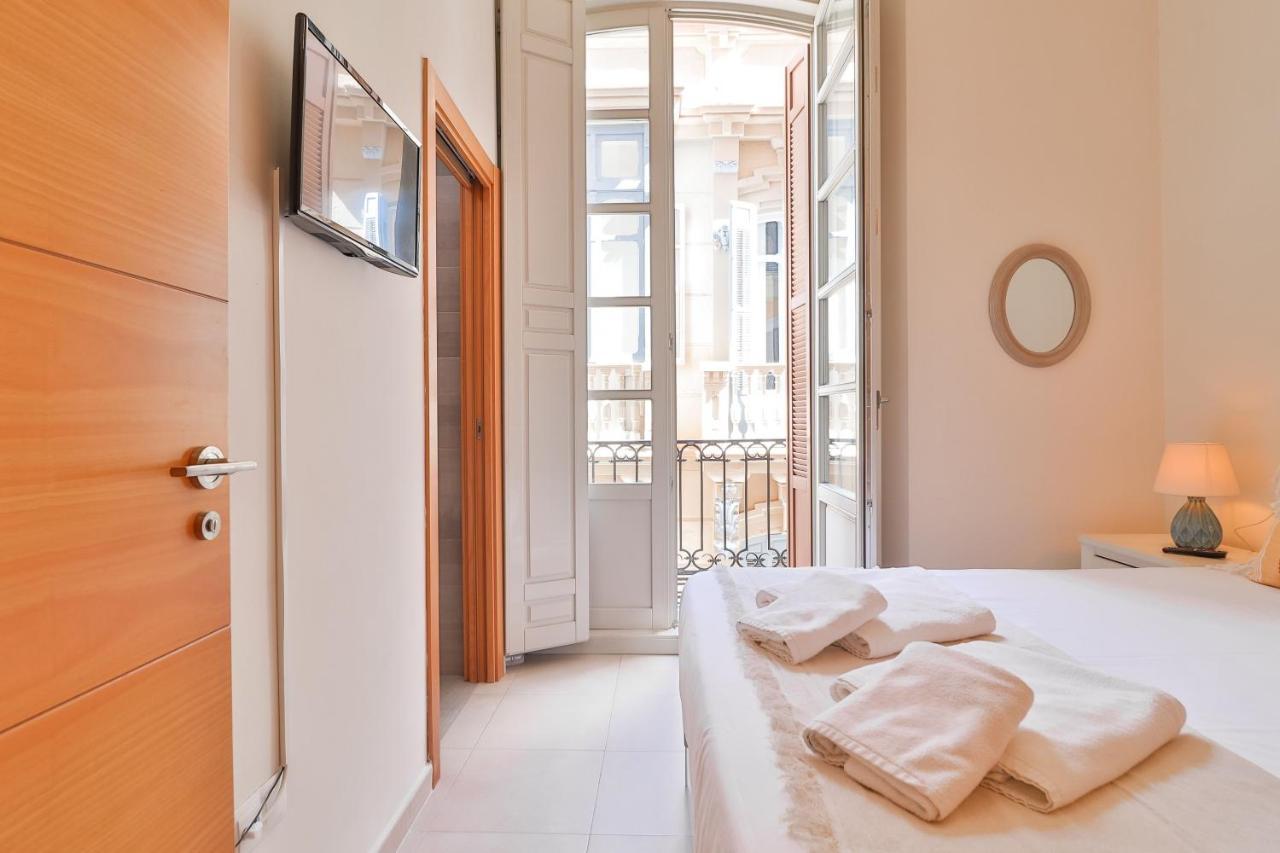 Apartment Flat 2 Bedrooms In The Center Málaga